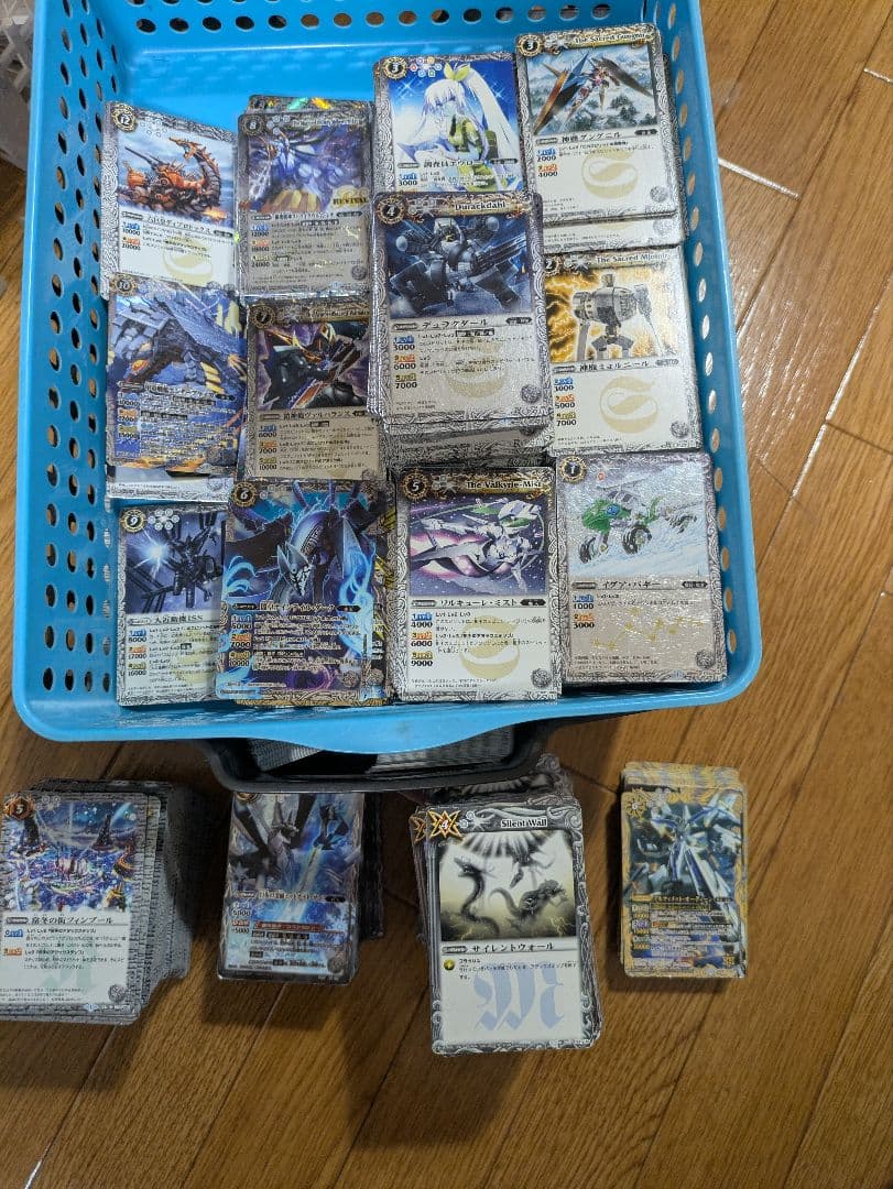 バトルスピリッツ引退品 白カードセット約1500枚 - メルカリ