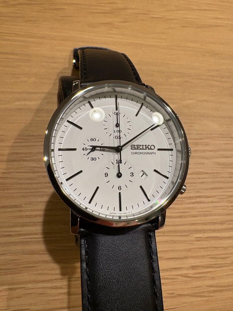 SEIKO クロノグラフ 時計 ホワイト