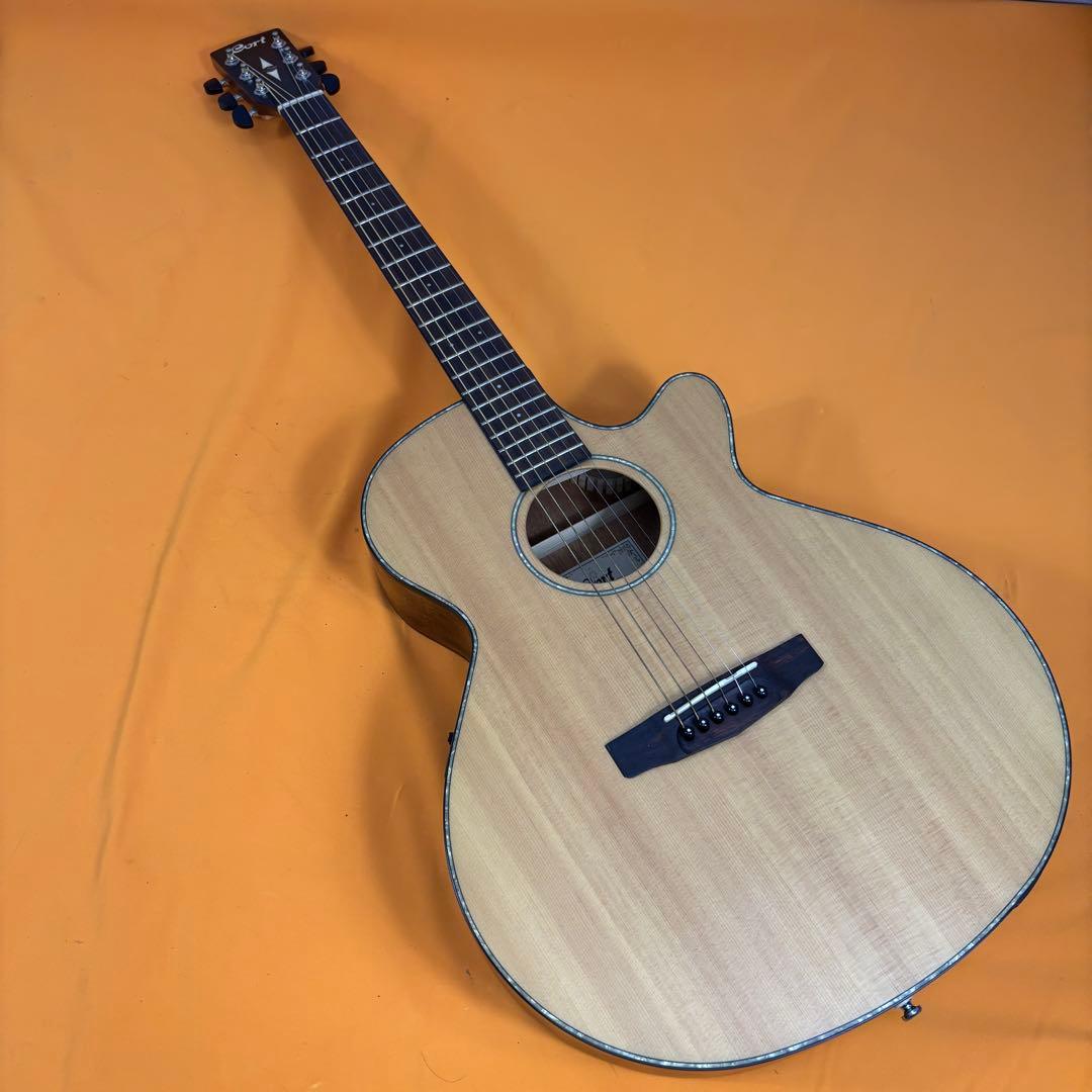 Cort カッタウェイ sfx e ns アコースティックギター　ケース付き