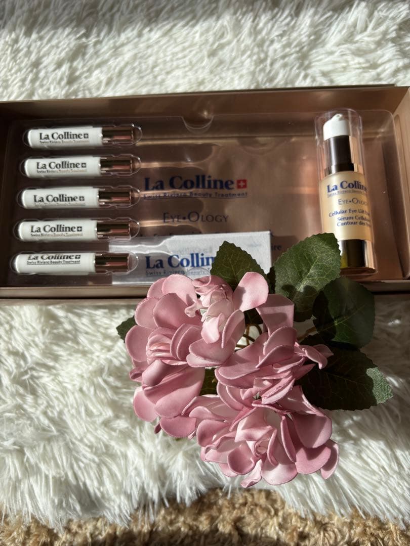 ラコリーヌ　アイコラージェンマスク（５週間集中ケアプログラム）