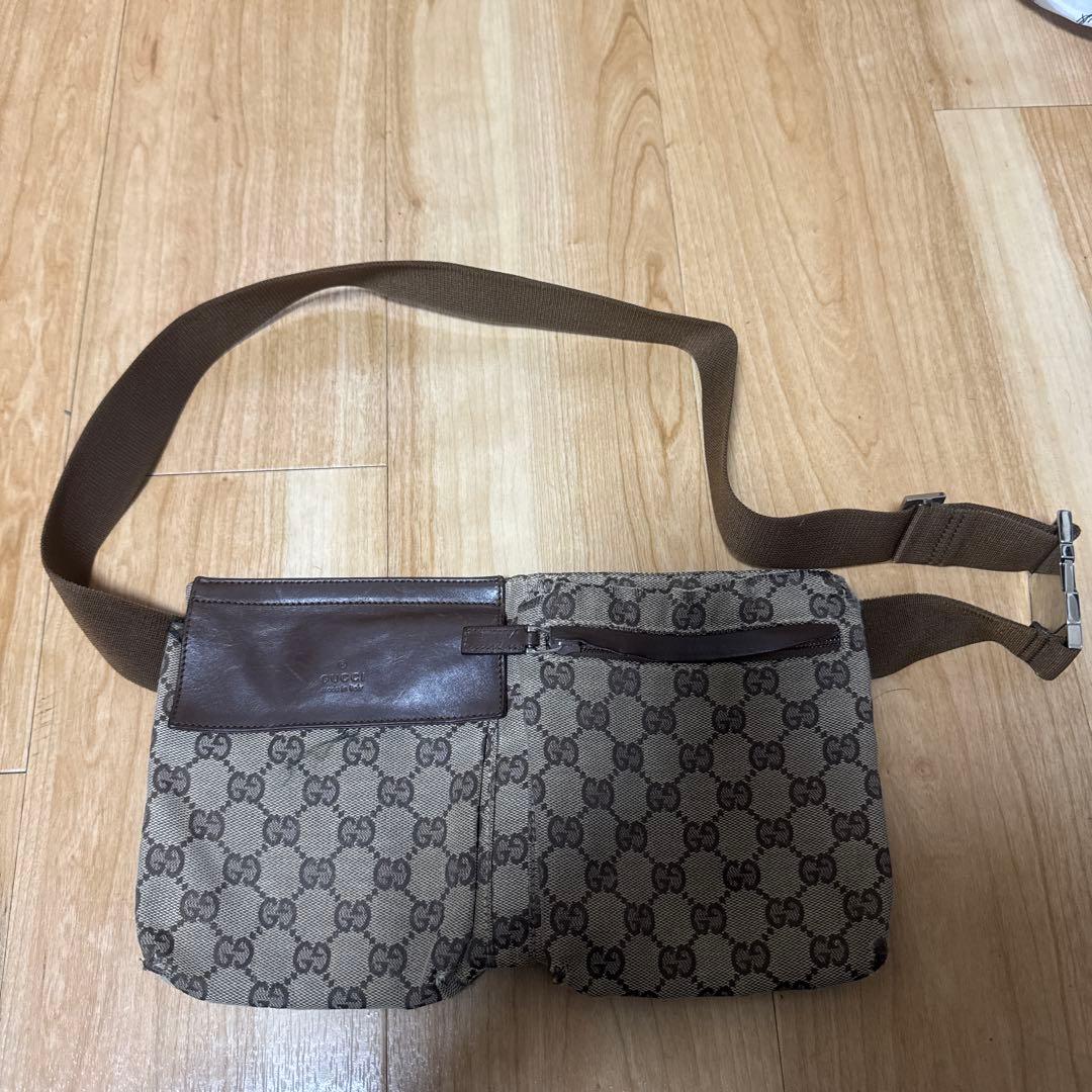 GUCCI ボディバッグ・ウエストポーチ ブラウン
