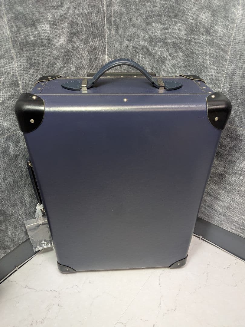 ②グローブトロッター ネイビー 2ホイール センテナリー キャリーオン 2輪 スーツケース ネイビー | グローブ