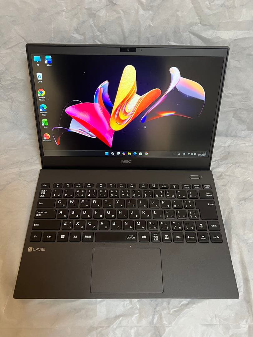 【美品】NEC LAVIE 13.3型 i5第11世代