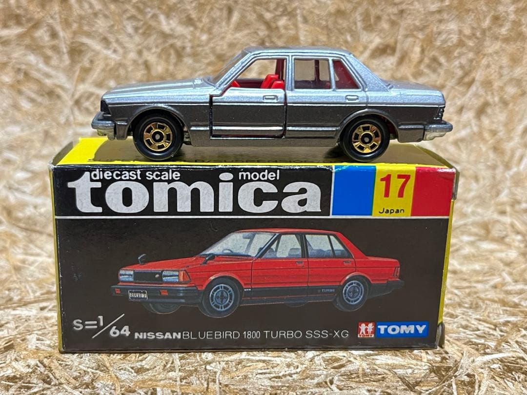 トミカ 日本製 黒箱 17ニッサン ブルーバード 1800ターボ スーパーギフト