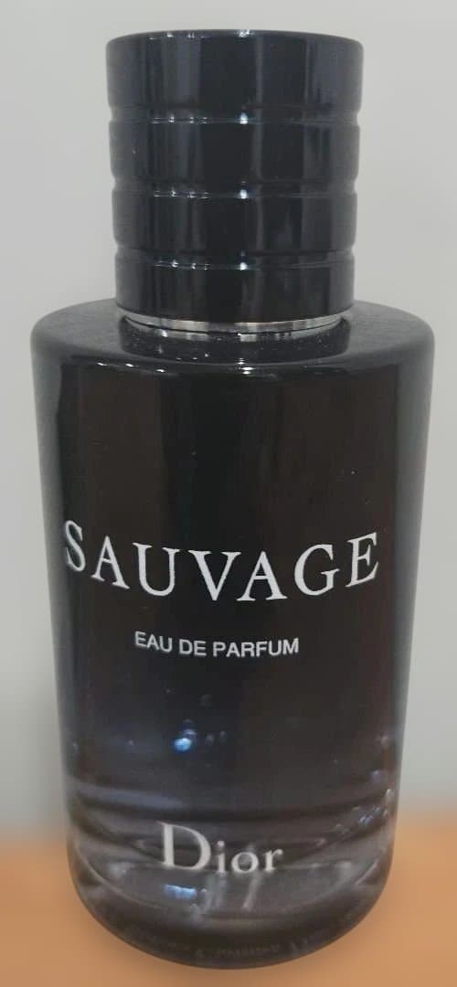 【数回使用のみ】Dior SAUVAGE Eau de Parfum 100mL