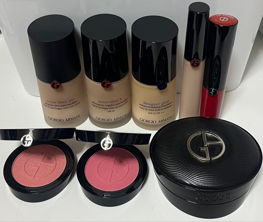 Giorgio Armani リキッドファンデーション・チーク・リップセット