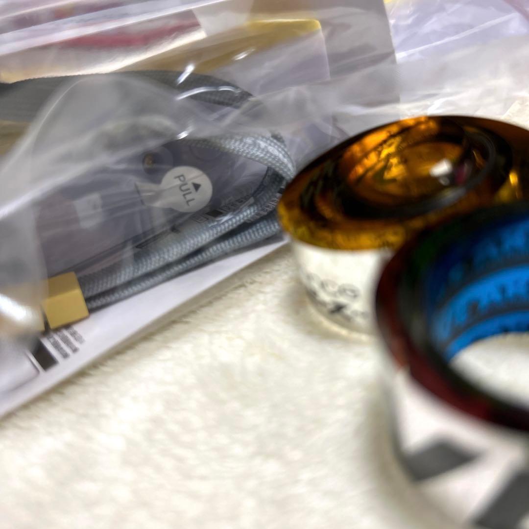 キンプリ ペンライト ピース、WE ARE! 銀テフル1本ずつ - メルカリ