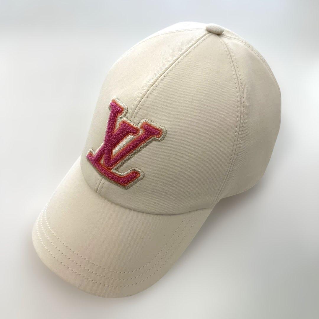 新品　男女兼用　激レア　ルイヴィトン　キャップ　LV シグネチャー　ホワイト