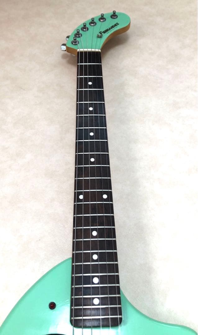 美品】ZO-3 ミントグリーン アンプ内蔵ミニギター ヘッドフォン端子付