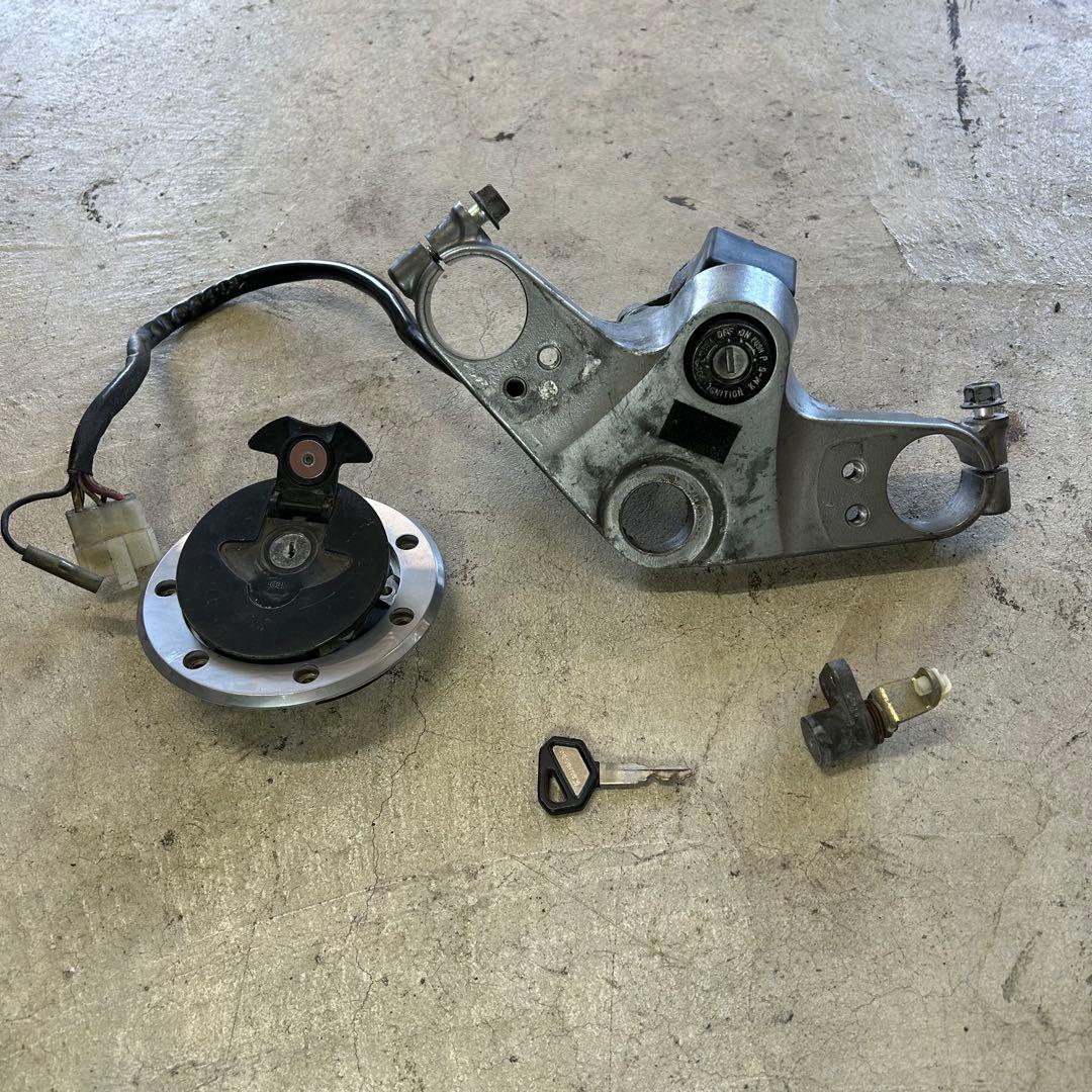 ☆KAWASAKI ZZR250 EX250H☆純正キーセット キーシリンダー - メルカリ