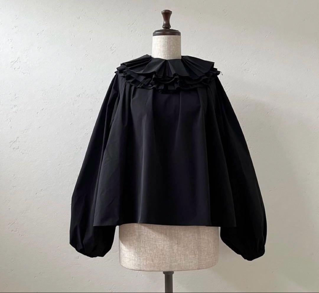 シーニュcygne プリーツカラーブラウス　lea レア