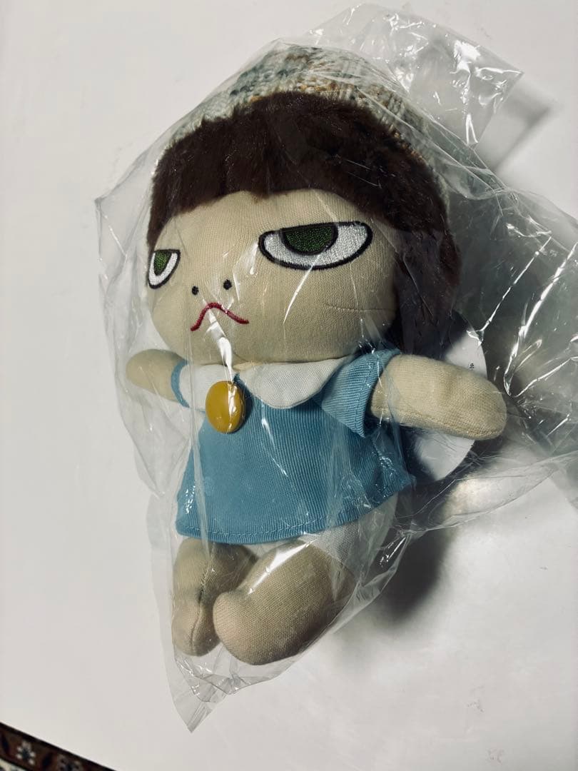 奈良美智 / タグ付】 おんなのこ ぬいぐるみ WALK ON - メルカリ