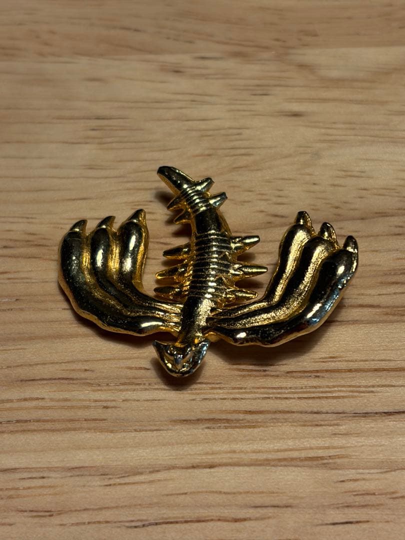 2／15まで値下げ中！ ポケモンギラティナ　メタルフィギュア　金色