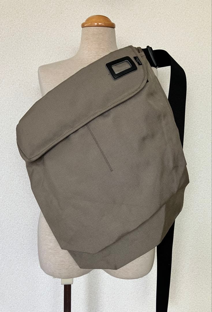 吉田カバン メッセンジャーヘルメットバッグ