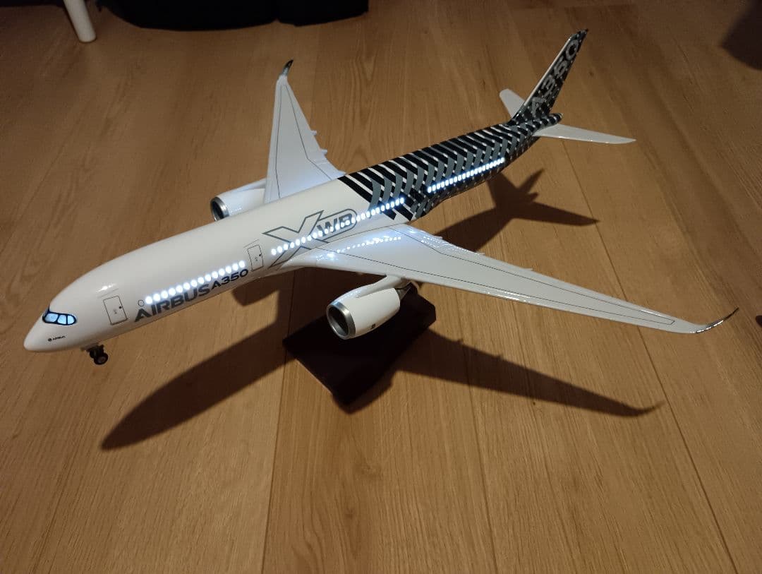 1/142 1/150 エアバス A350 X 飛行機 模型 航空機 LED