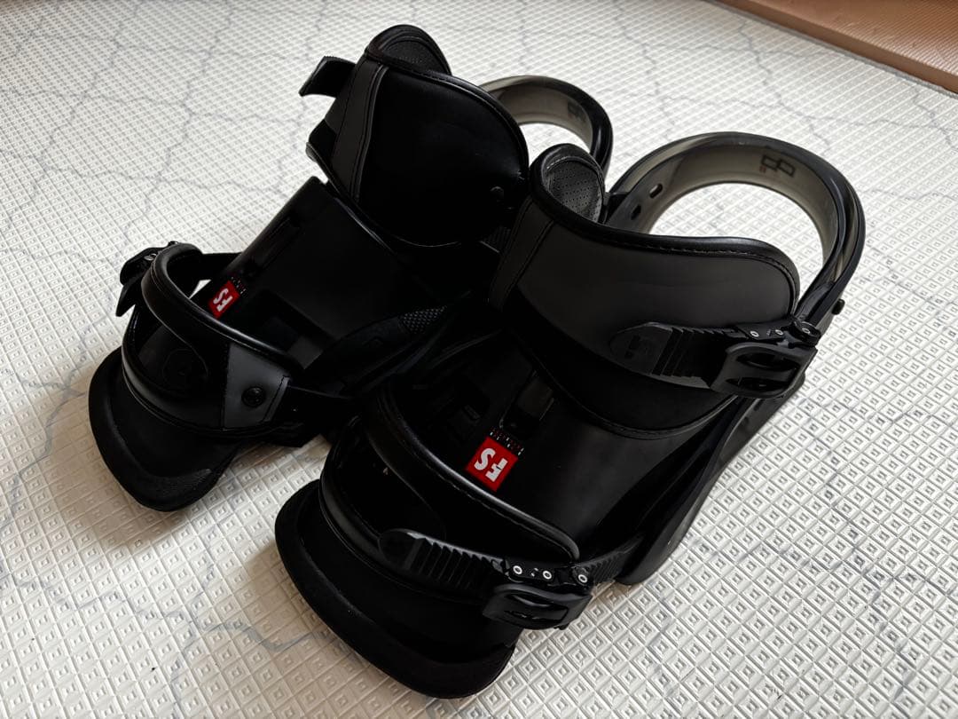 BURTONビンディング　バインディング Freestyle Re:Flex Amazon | Burton メンズ フリースタイル Re:Flex スノーボード