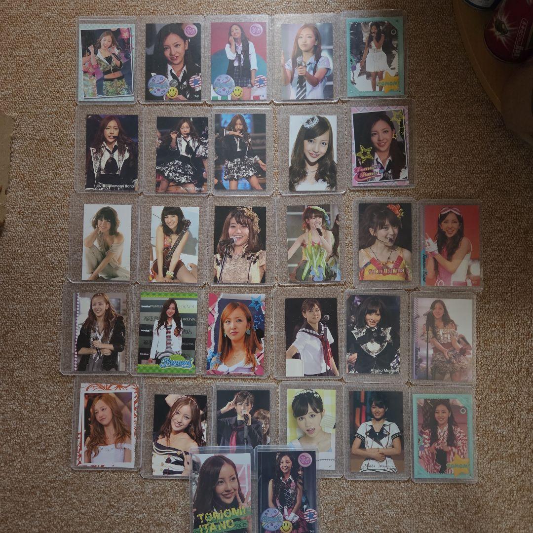 新品AKB写真カード大島優子.前田敦子.板野友美 他セット30枚カード 新品AKB写真カード大島優子.前田敦子.板野友美 他セット30枚カード