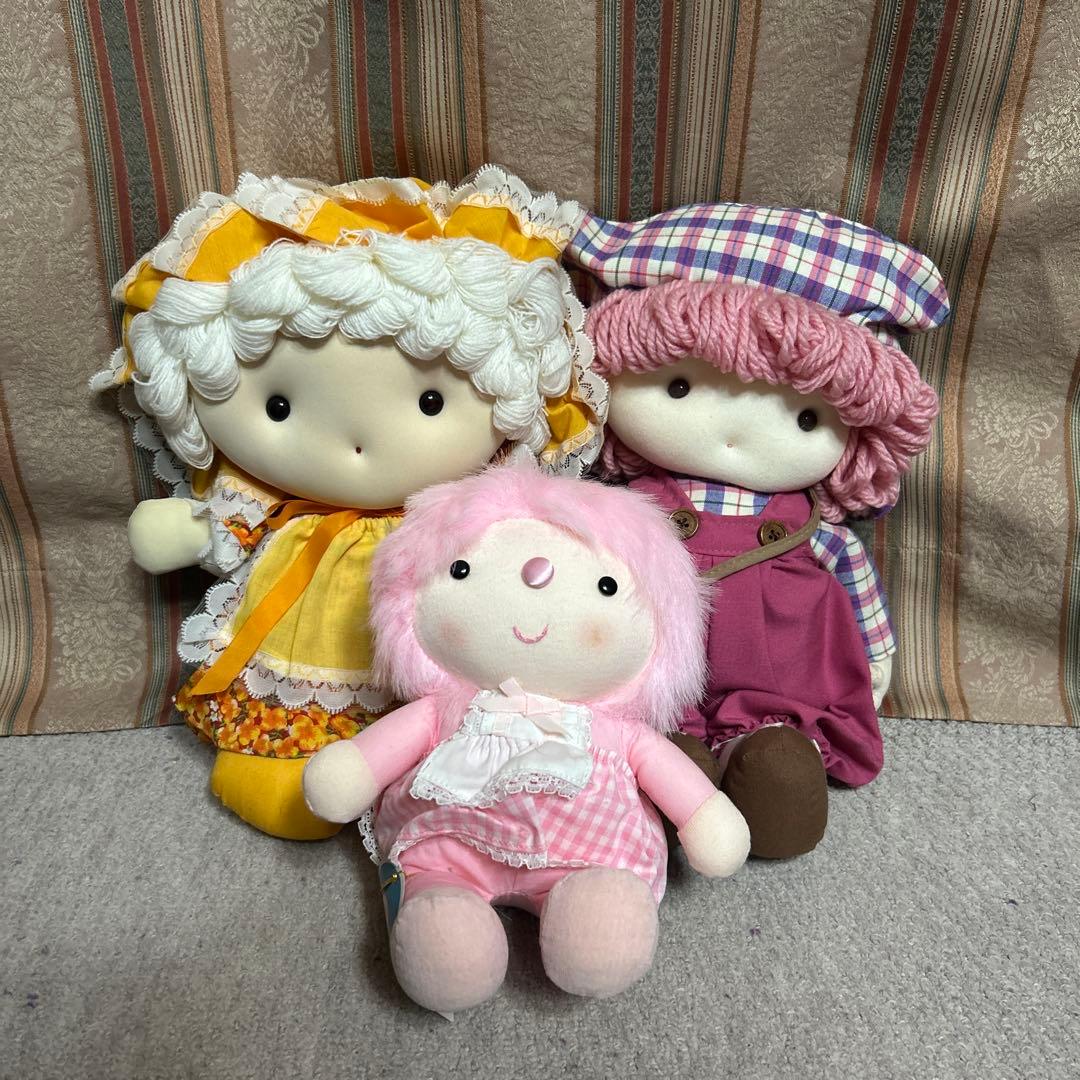 昭和 レトロ ぬいぐるみ 女の子 カラフル かわいい ピンク イエロー 3体 入手困難！】昭和レトロ フリーダム ぬいぐるみ 2匹 - メルカリ