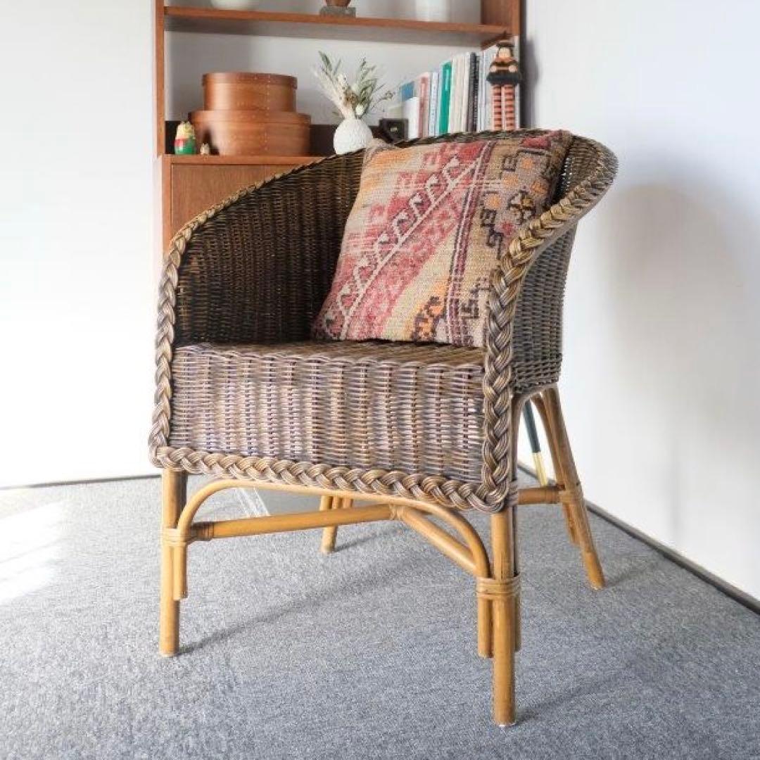 アンティーク　ロイド風チェア　ラウンジチェア　アームチェア　ラタンチェア