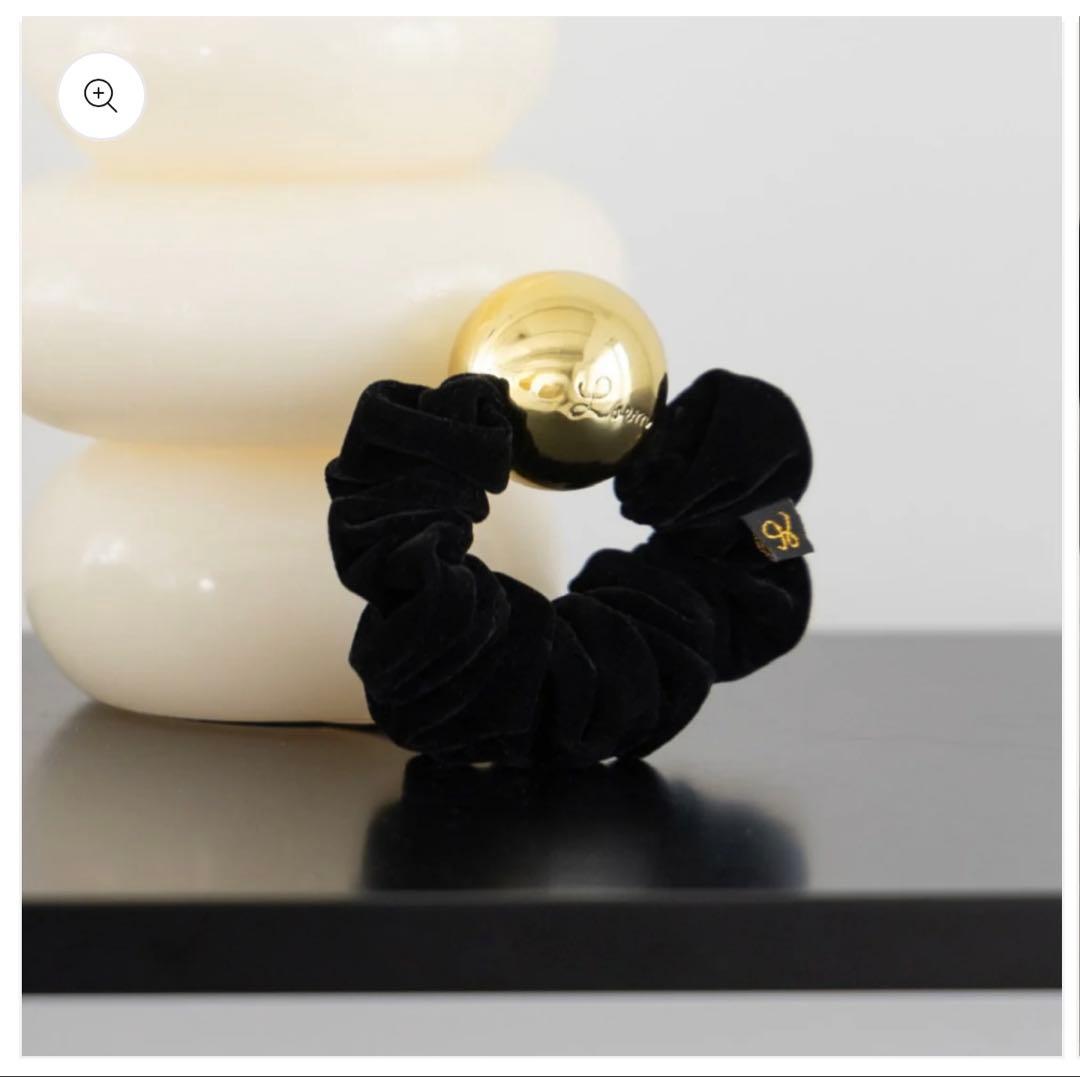 LOEM 完売　シュシュ　ヘアゴム　クリスマス　CHANEL