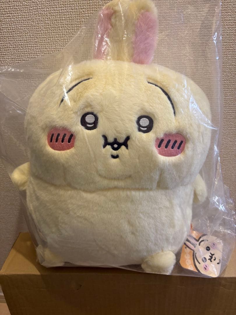 ちいかわ 重め！ぼっちゃり抱っこぬいぐるみ うさぎ