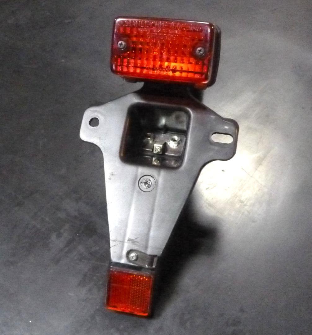 ホンダ　XLR250R リアフェンダー 純正　MD22