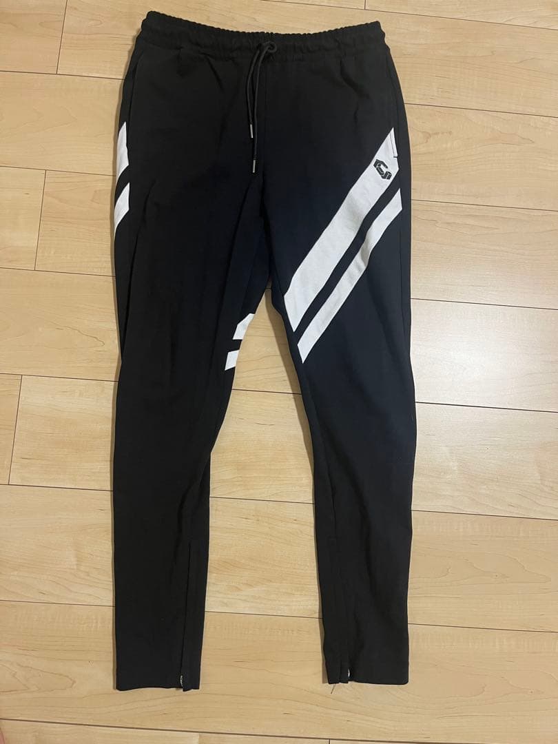 完売品 CRONOS ストライプデザイン ジャージパンツ 黒 CRONOS 2LINE STRETCH JACKET CRONOS 2LINE STRETCH LONGPANTS Model