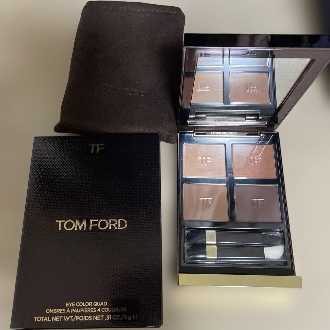 TOM FORD アイ カラー クォード28