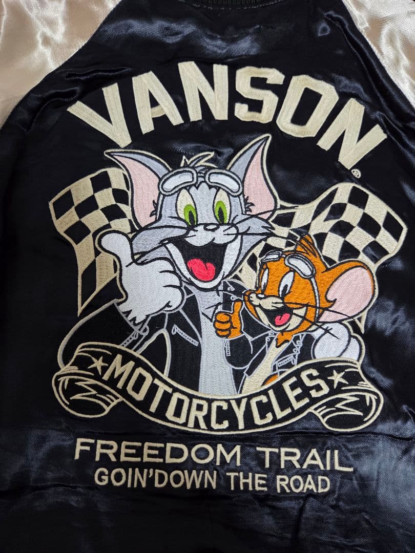 エヴィVANSON トムとジェリー スカジャン