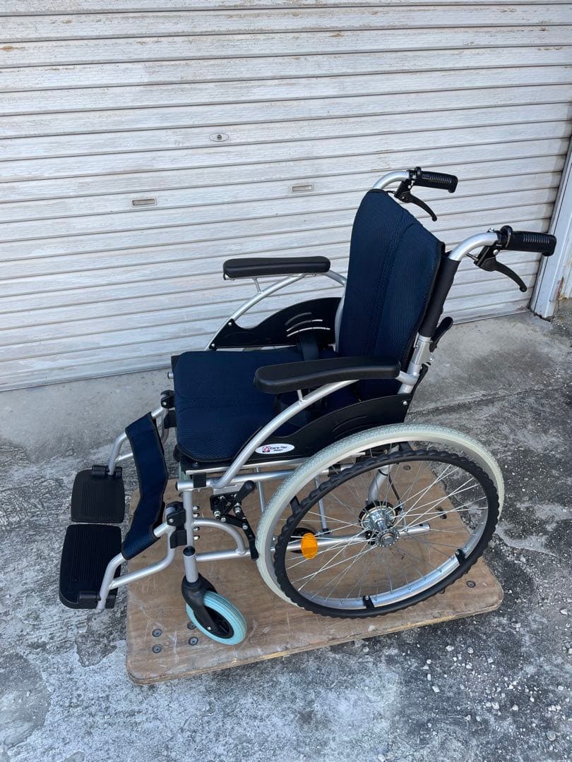 Care-Tec Japan車椅子 ケアテックジャパン車椅子CA-10SU