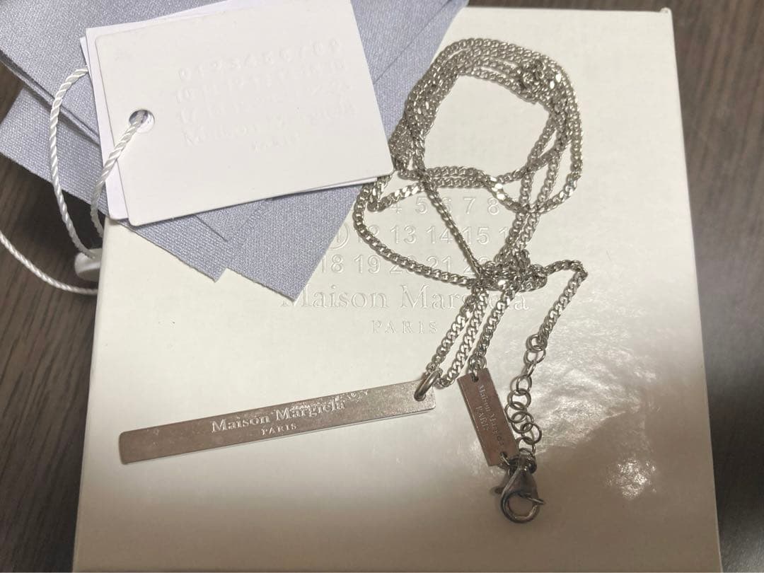 メゾンマルジェラ　プレートネックレス　ヴィンテージ風 Maison Margiela（旧Maison Martin Margiela）（ネックレス）のフリマ