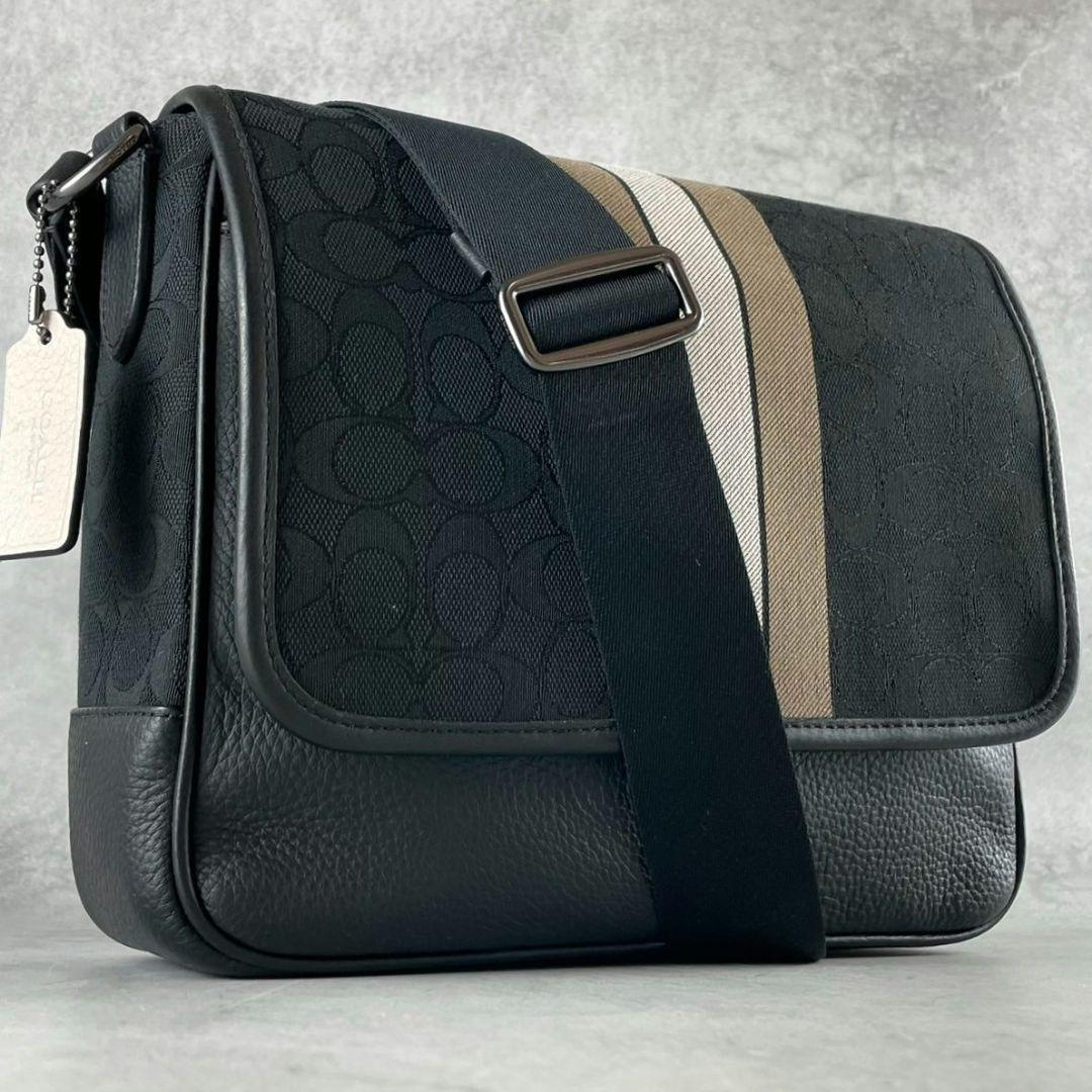 未使用級 コーチ トンプソン スモール マップバッグ ビジネス 本革 肩掛け 黒