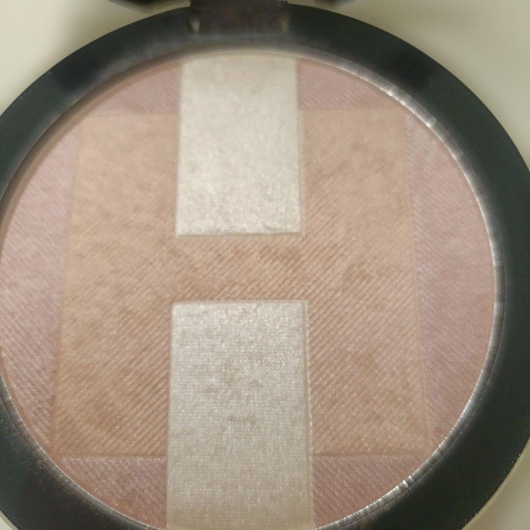 ローズアタカマ エルメス ブラン エア Hトリオ プードルミネラルナクレ