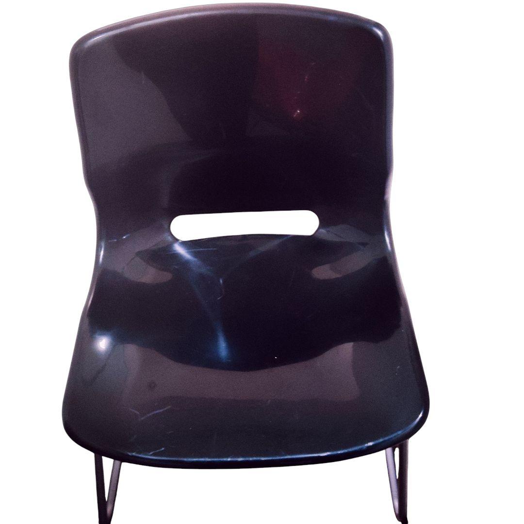 IKEA SNILLE黒赤白セットプラスチック椅子　チェア