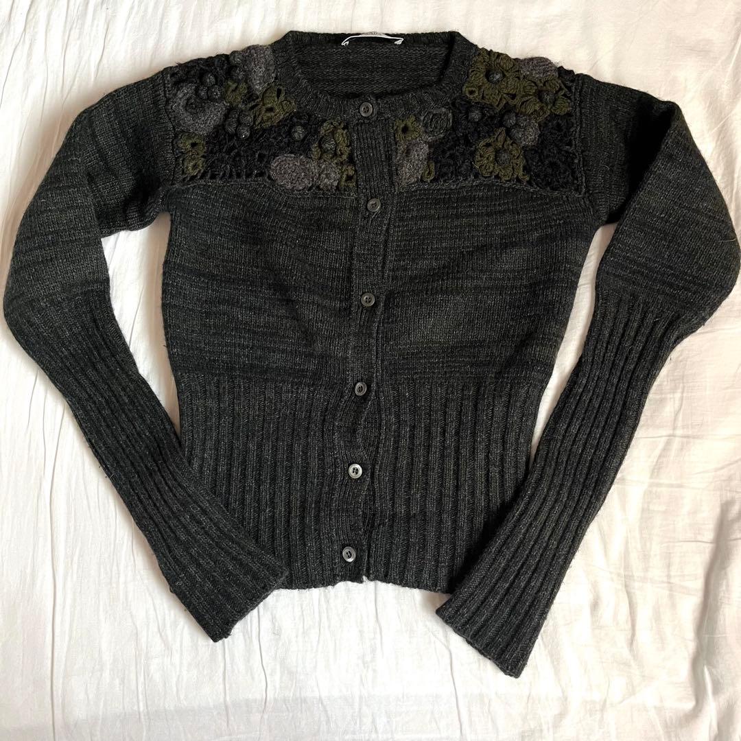 プラダ　セーター　グリーングレー系