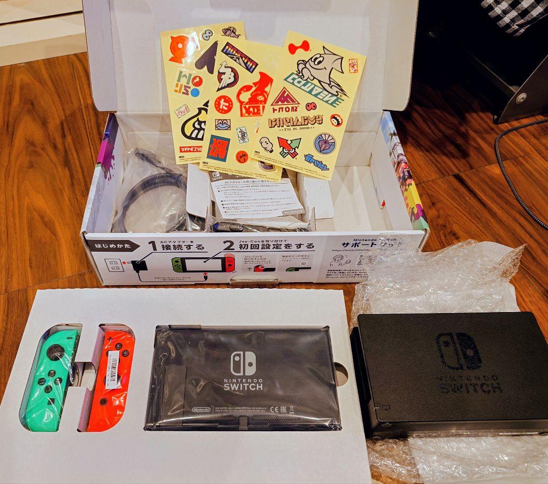 翌*可様 Nintendo Switch Splatoon 2セット　不具合なし スプラトゥーン2』順次予約開始！ イカした色のJoy-Conが入った