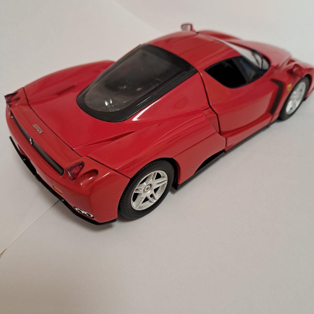 Hot Wheels ENZO FERRARI 1/18 - メルカリ