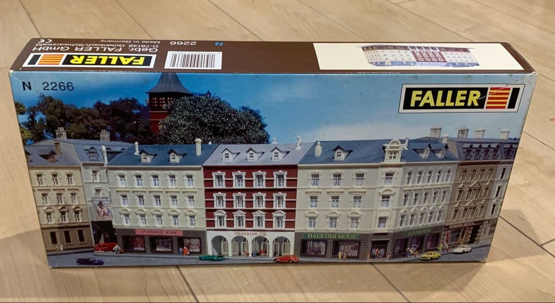 FALLER 2266 店舗ビル街 ストラクチャー 鉄道模型 外国製 Nゲージ 2648＞着色済み ビジネスビル 麺街道シリーズ／富士そば｜着色済み