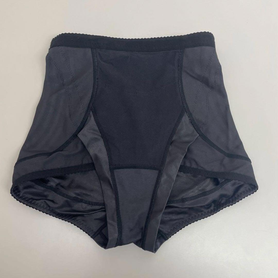 マルコ カーヴィシャス ショートガードル S 新品未使用 - メルカリ