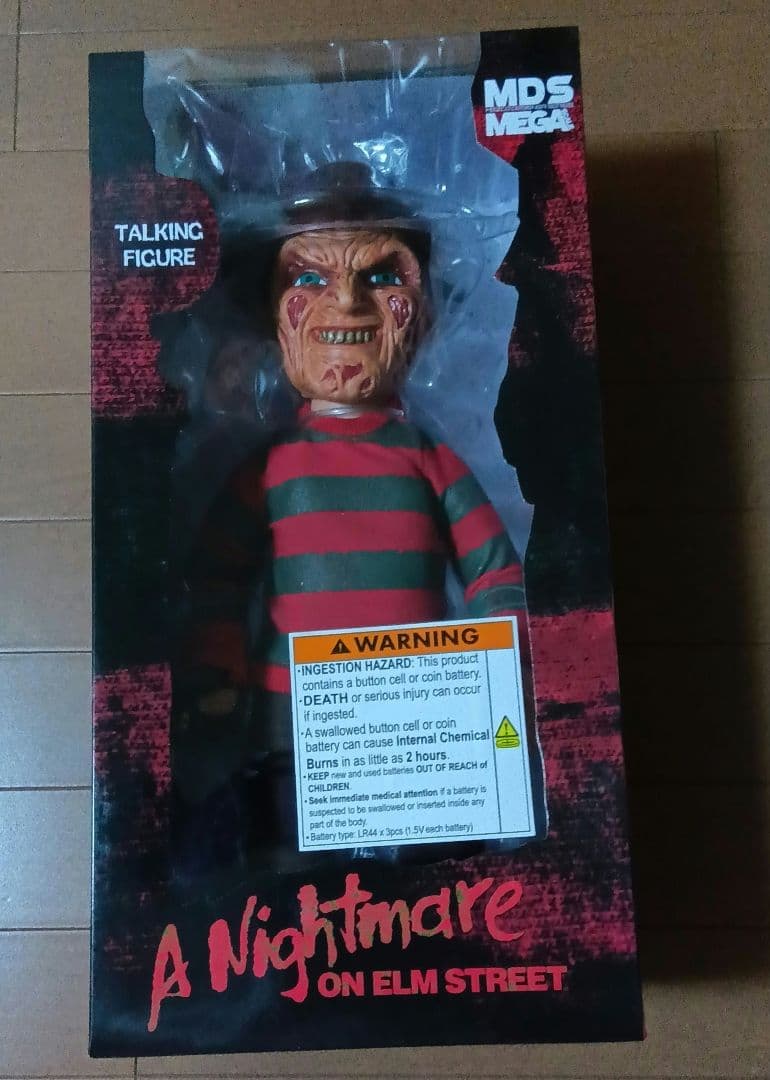 フレディ 15インチ メガスケール フィギュア サウンド エルム街の悪夢