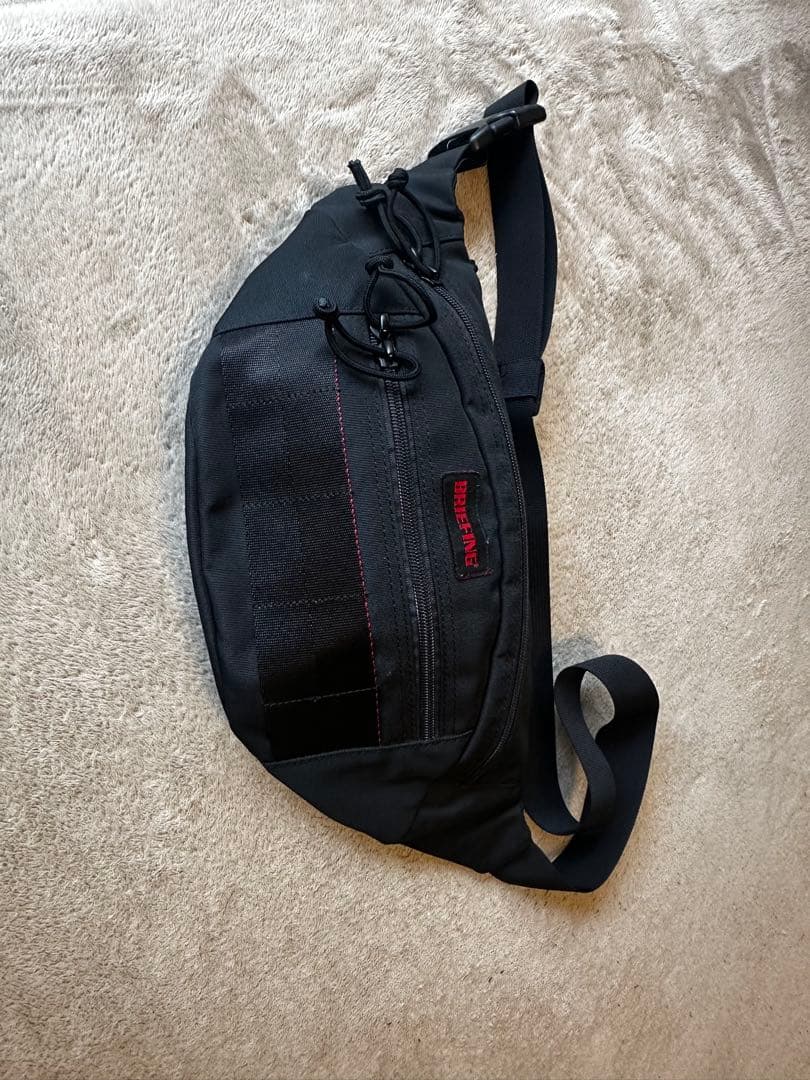 BRIEFING ボディバッグ ブラック　SLASH S MW GENII BRIEFING（ブリーフィング） BRIEFING SLASH S MW GENII ボディバッグ