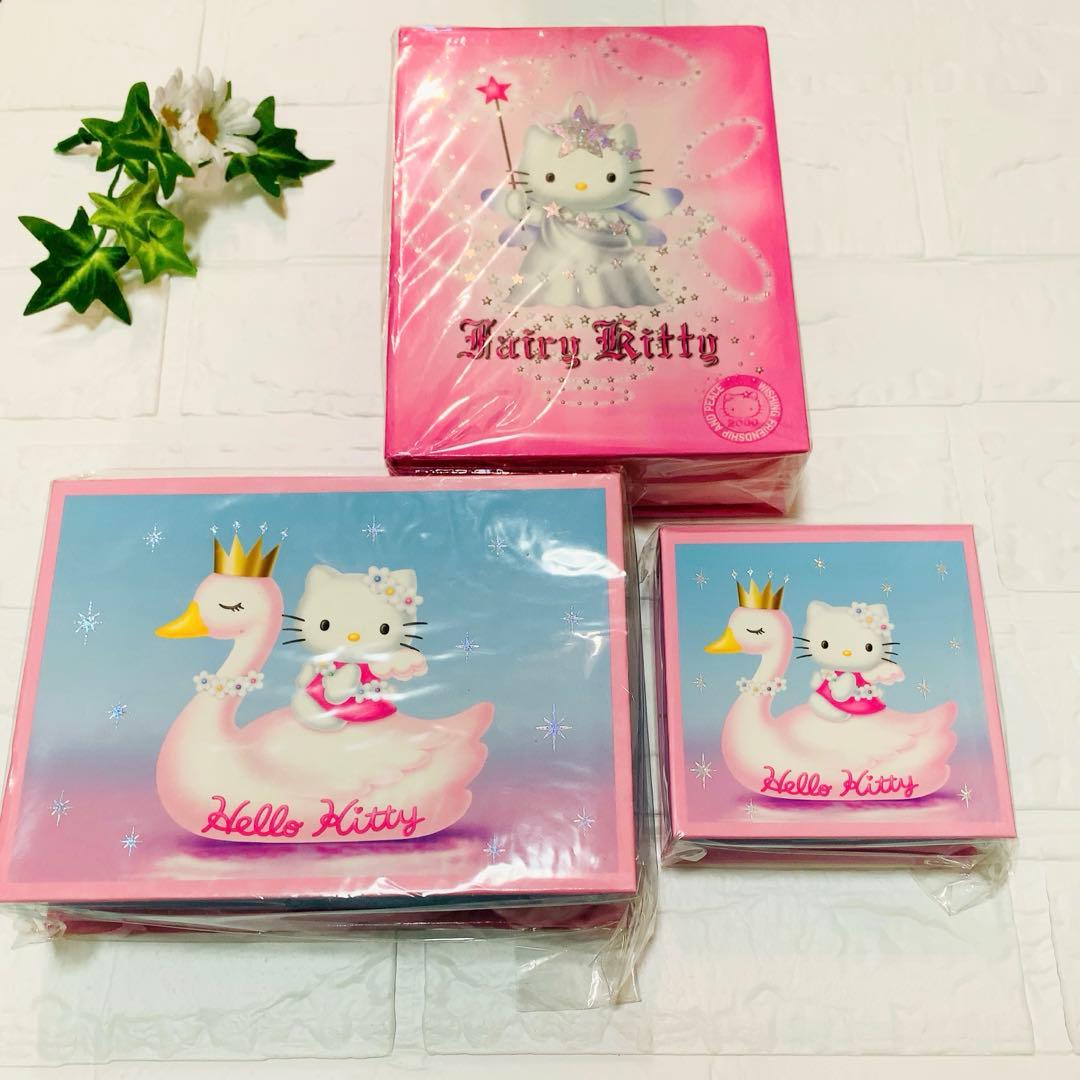 こ*ろ様 【新品】ハローキティ 25th /フェアリーキティ　BOX レターセッ ♡ お友達にお送りする レターセットボックスの中見はこんな感じ