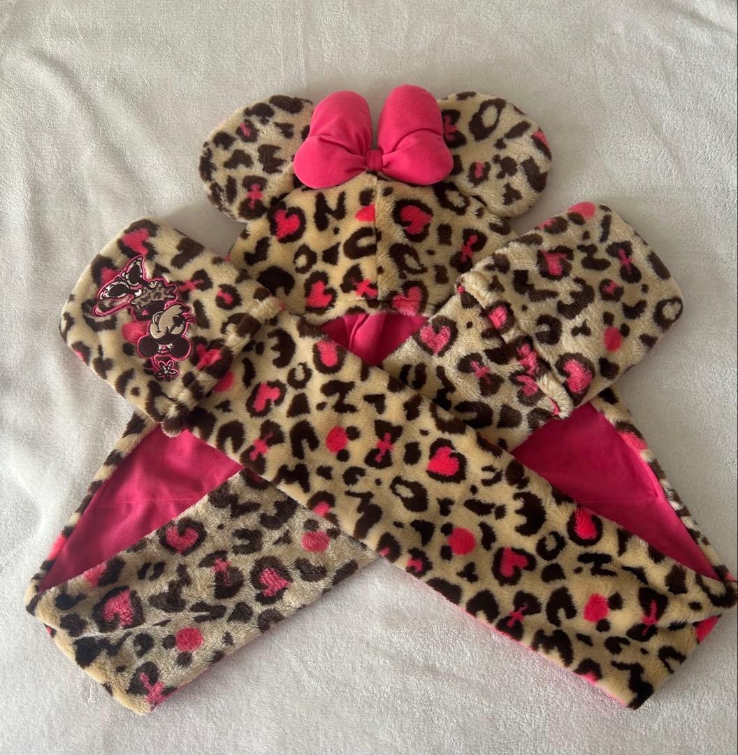1/25まで値下げディズニー　ヒョウ柄マフラーキャップミニー