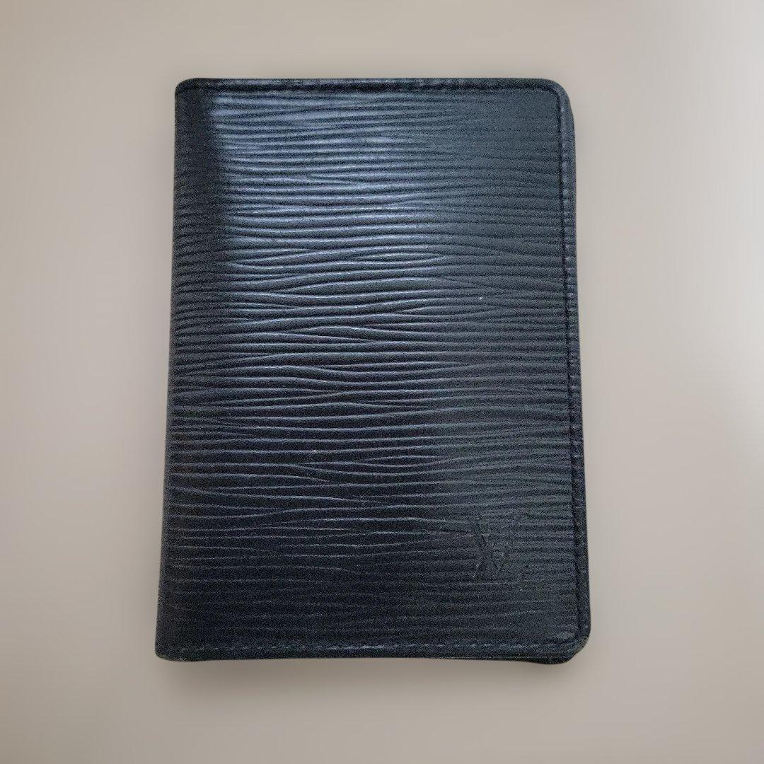 Louis Vuitton エピレザー ブラック カードケース - メルカリ