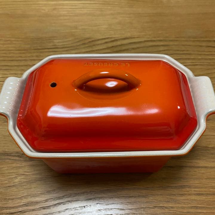ほぼ新品】ル・クルーゼ テリーヌ型 ハーフ オレンジ - メルカリ