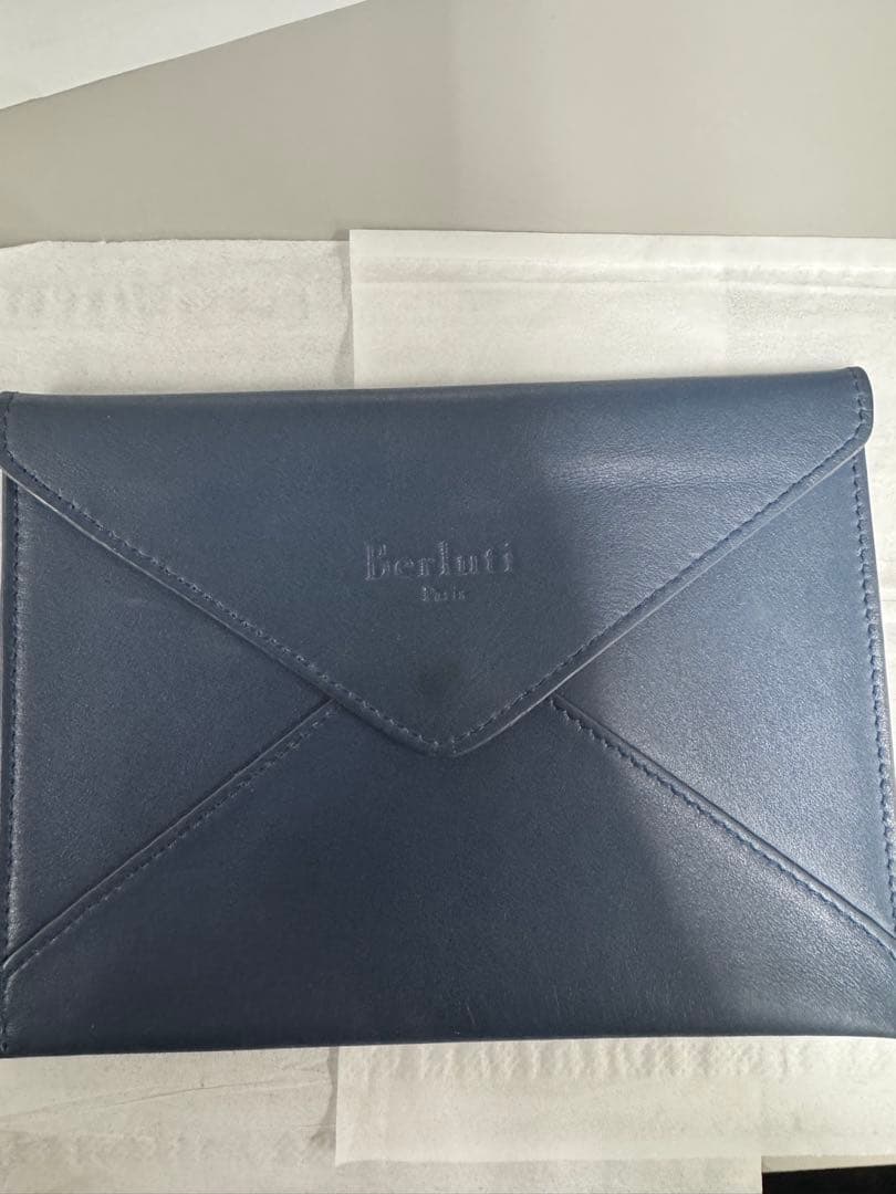 Berluti ネイビー レザー ノベルティグッズ 楽天市場】Berluti ベルルッティ ノベルティ レターケース レザー
