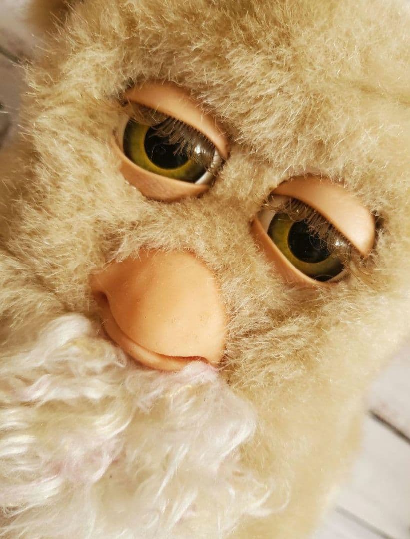 ☆ファービー2☆ 英語版 【訳あり】 ◇◇足と電池蓋に破損あり