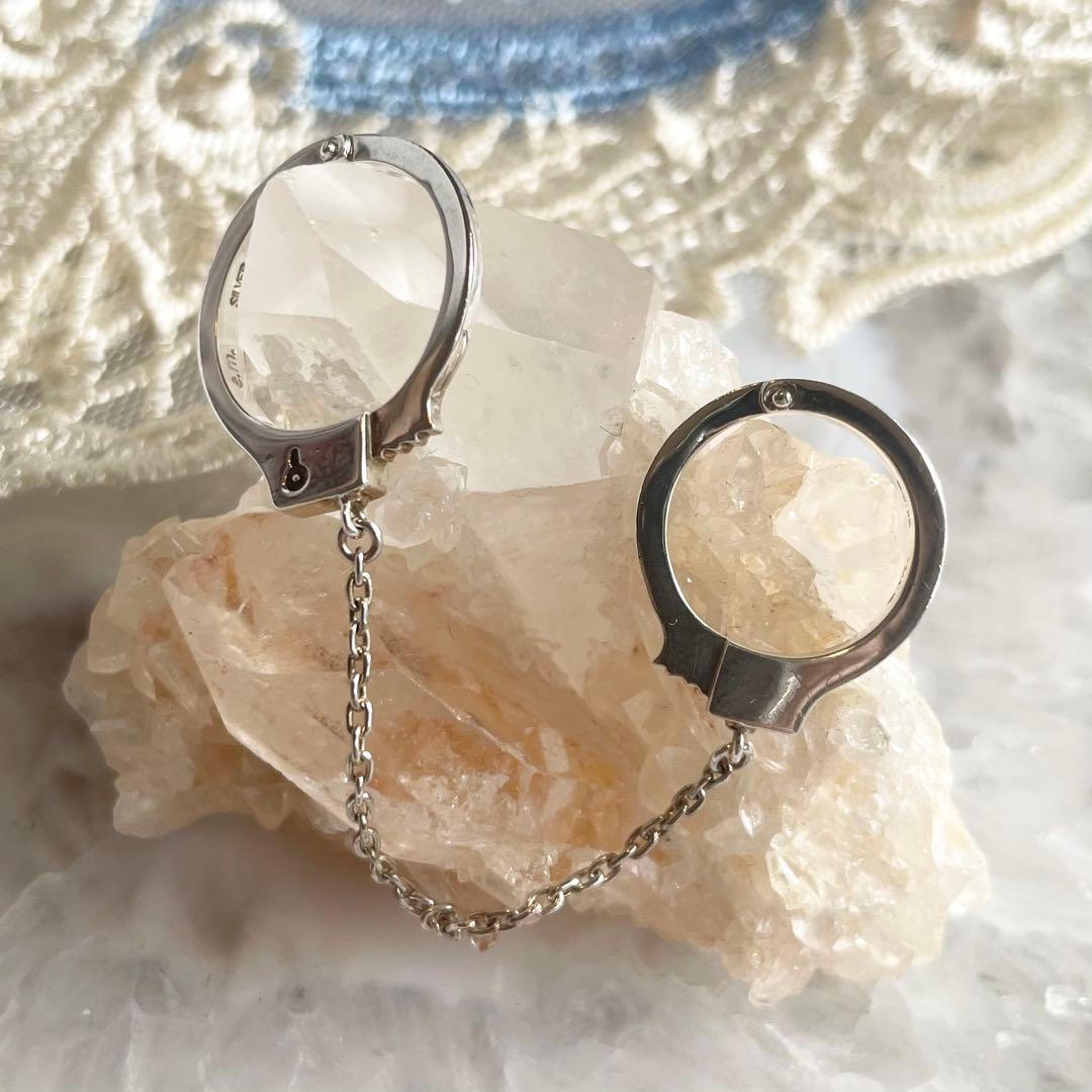 e.m. イーエム 手錠リング　指輪　ダブル　二連　チェーン