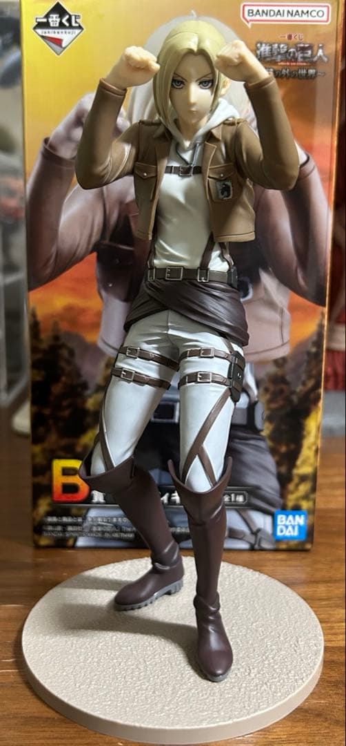 一番くじ 進撃の巨人 アニ・レオンハート B賞 - メルカリ