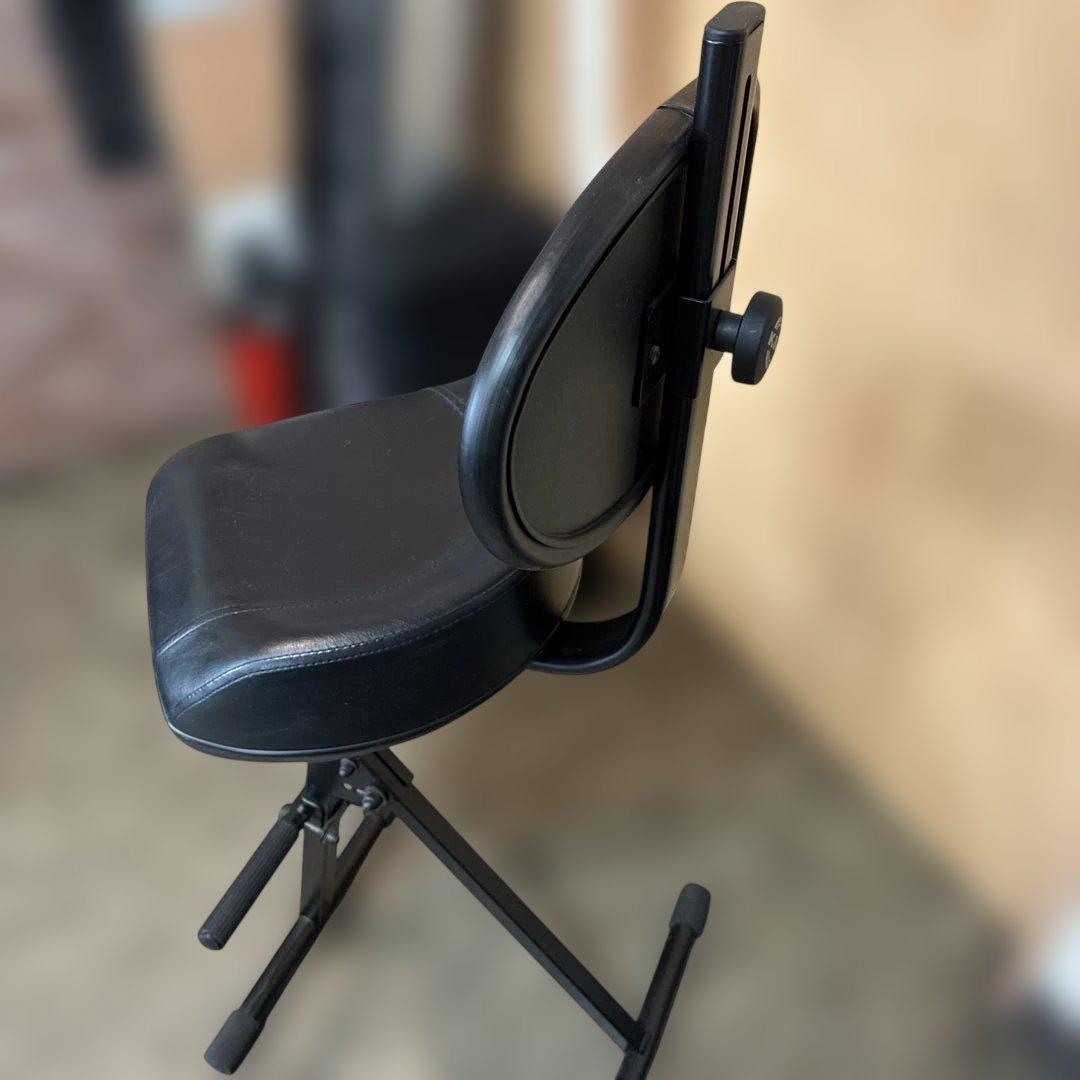 ケーアンドエム K&M 14047 スツール 背もたれ付き ギター演奏用 椅子